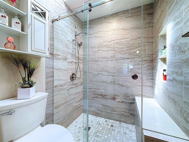 1420 Seagrape Circle, Weston, FL 33326