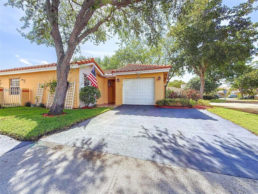 1420 Seagrape Circle, Weston, FL 33326