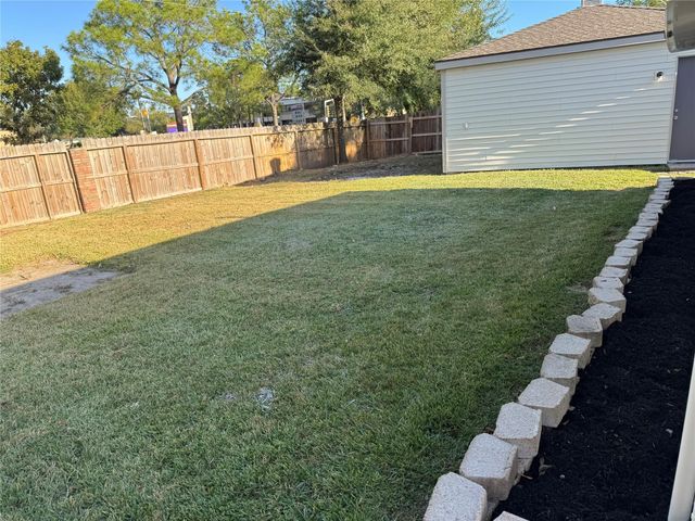 959 Festival Drive, Houston, TX 77062