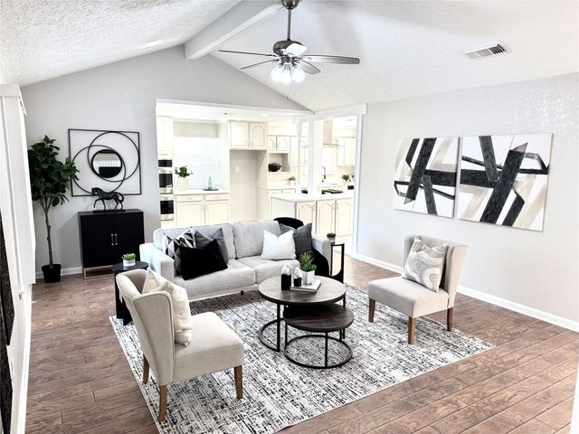 959 Festival Drive, Houston, TX 77062