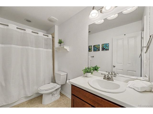 10934 Pitkin St, Commerce City, CO 80022