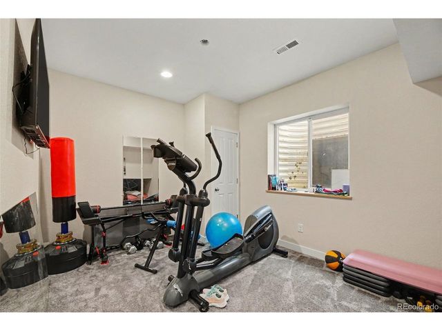 10934 Pitkin St, Commerce City, CO 80022
