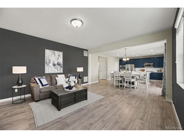 10934 Pitkin St, Commerce City, CO 80022
