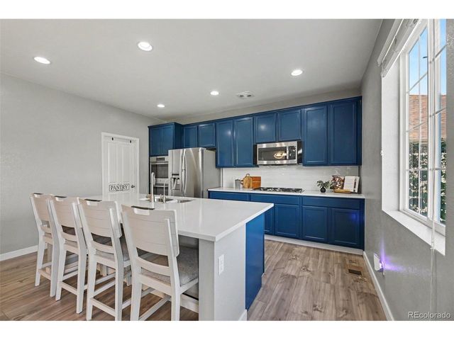 10934 Pitkin St, Commerce City, CO 80022