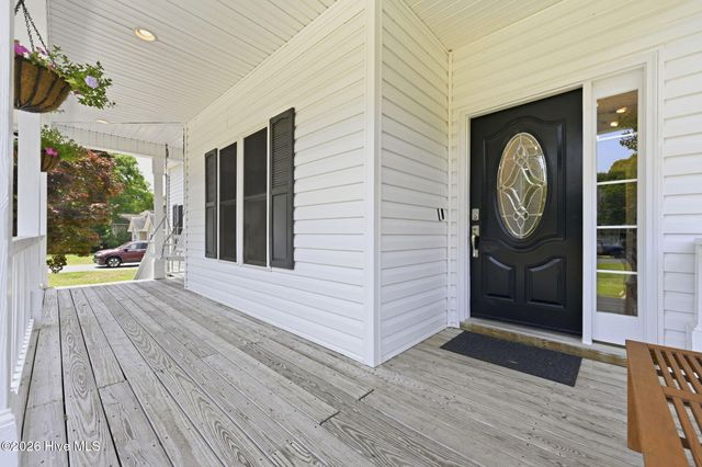 304 Marine Drive, Sneads Ferry, NC 28460