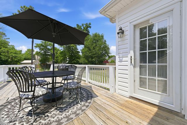 304 Marine Drive, Sneads Ferry, NC 28460