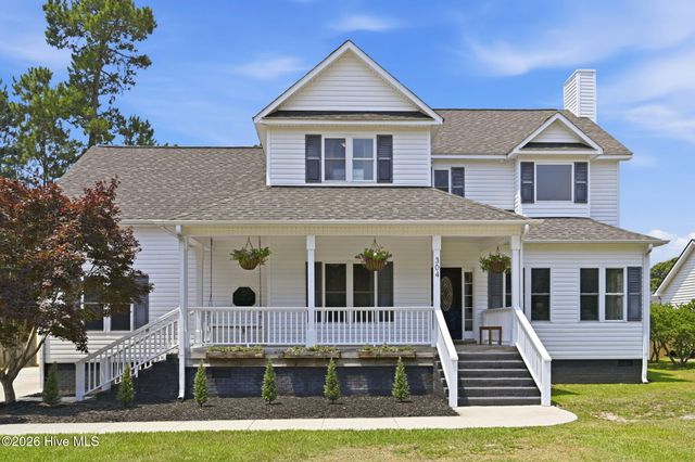 304 Marine Drive, Sneads Ferry, NC 28460