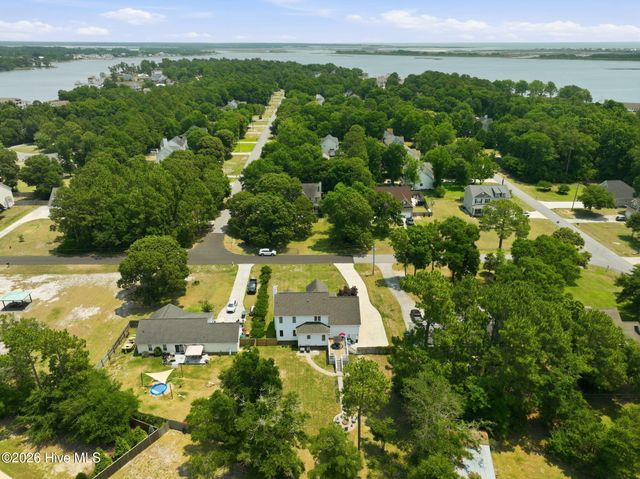304 Marine Drive, Sneads Ferry, NC 28460