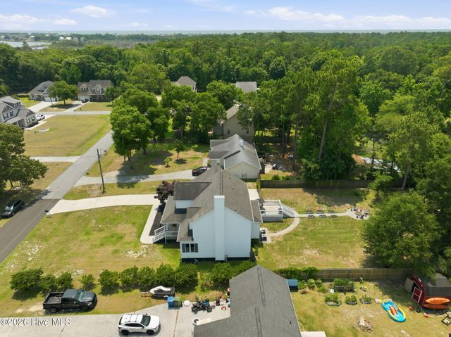 304 Marine Drive, Sneads Ferry, NC 28460