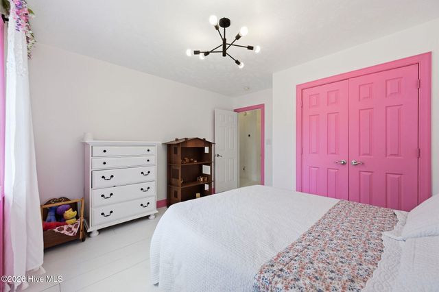 304 Marine Drive, Sneads Ferry, NC 28460