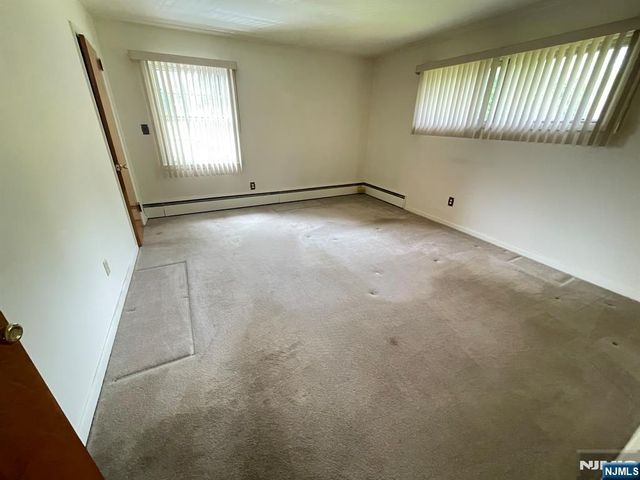 1027 Westwood Avenue, Old Tappan, NJ 07675