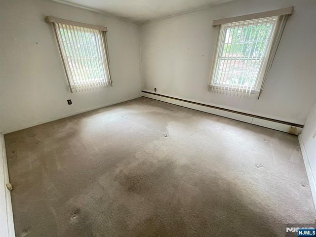 1027 Westwood Avenue, Old Tappan, NJ 07675
