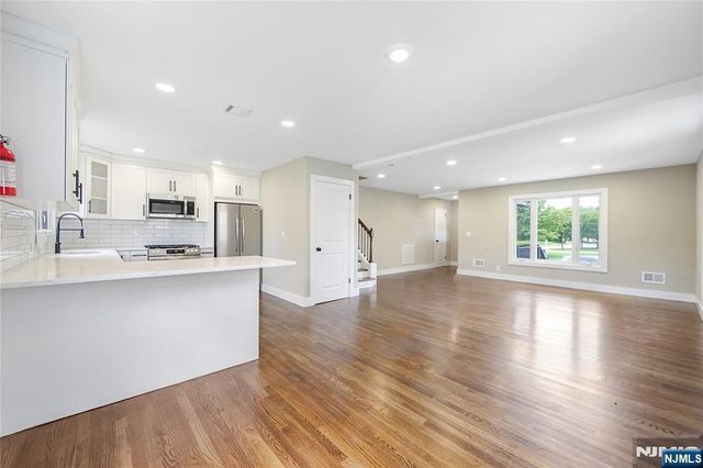 279 Washington Avenue, Dumont, NJ 07628