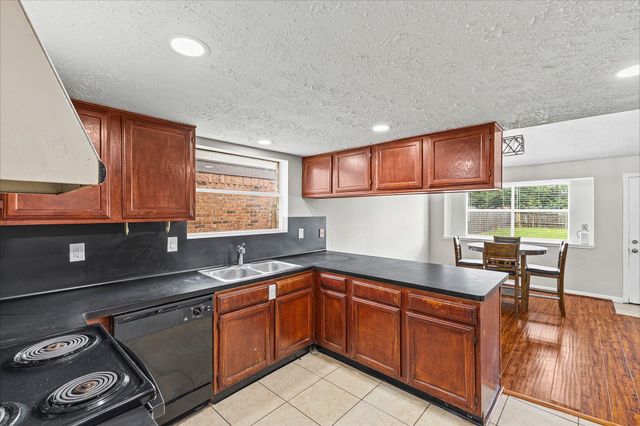 16723 Quail Meadow Drive, Houston, TX 77489