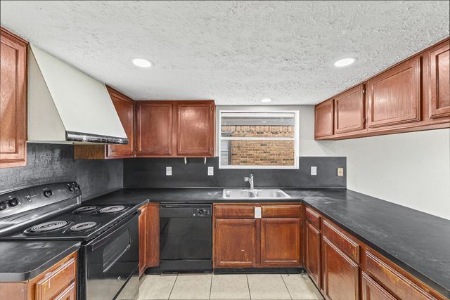 16723 Quail Meadow Drive, Houston, TX 77489