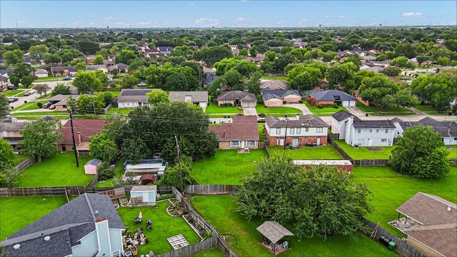 16723 Quail Meadow Drive, Houston, TX 77489
