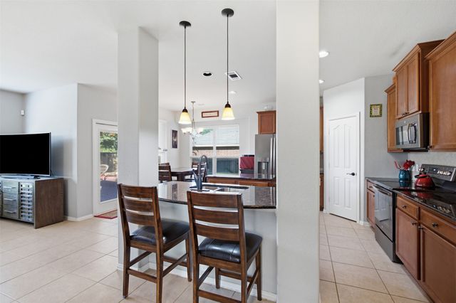 305 Mossy Oak Trail, Fort Worth, TX 76131