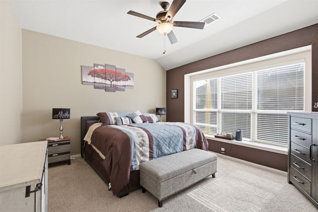 305 Mossy Oak Trail, Fort Worth, TX 76131