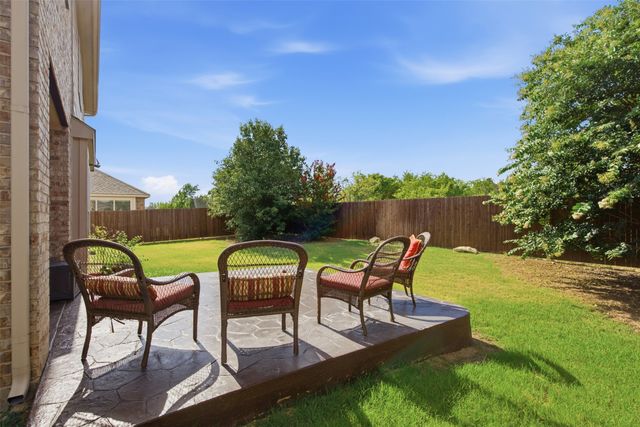 305 Mossy Oak Trail, Fort Worth, TX 76131