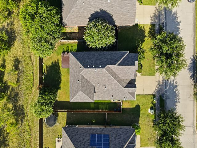 305 Mossy Oak Trail, Fort Worth, TX 76131