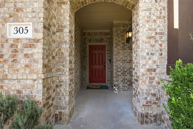 305 Mossy Oak Trail, Fort Worth, TX 76131