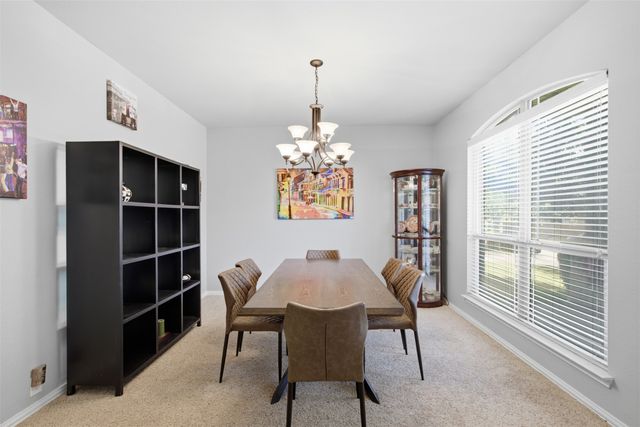 305 Mossy Oak Trail, Fort Worth, TX 76131
