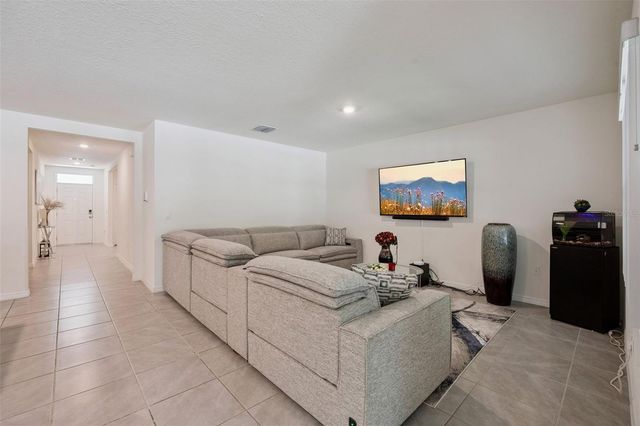 1048 BROOKLET DRIVE, Davenport, FL 33837