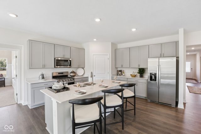 6289 Flag Stop Drive, Whitestown, IN 46075