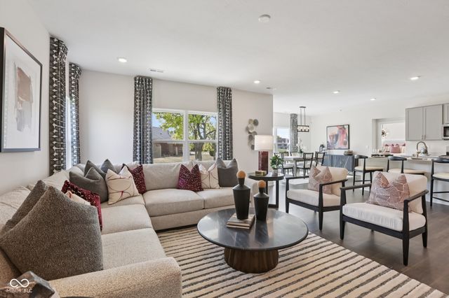 6289 Flag Stop Drive, Whitestown, IN 46075