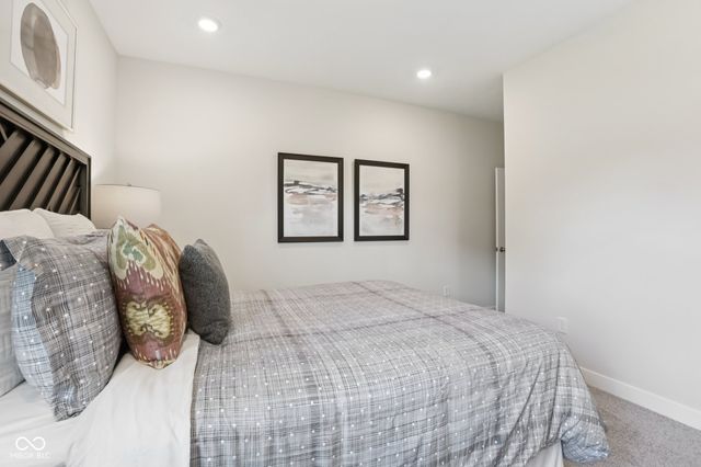 6289 Flag Stop Drive, Whitestown, IN 46075