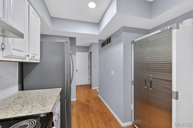 2039 Kentmore Lane, Chesterfield, MO 63017