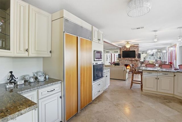 3182 Moonflower Drive, Las Vegas, NV 89146