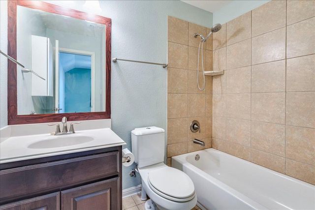 19013 Calming Stream CV, Pflugerville, TX 78660