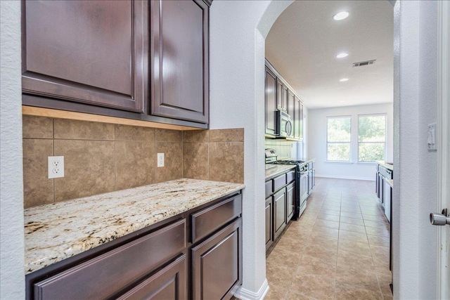 19013 Calming Stream CV, Pflugerville, TX 78660