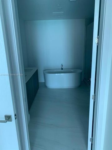17550 Collins Avenue 1204, Sunny Isles Beach, FL 33160