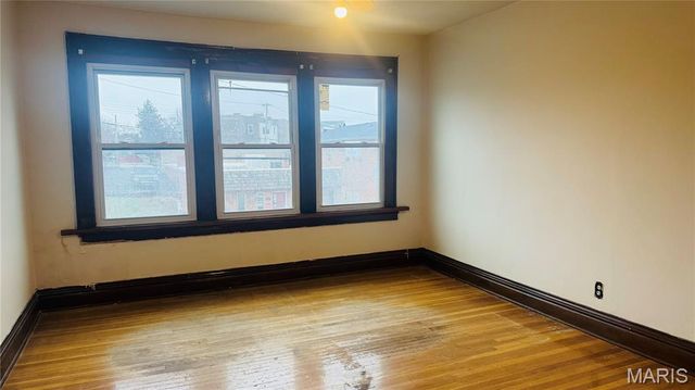 3923 Gravois Avenue, St Louis, MO 63116