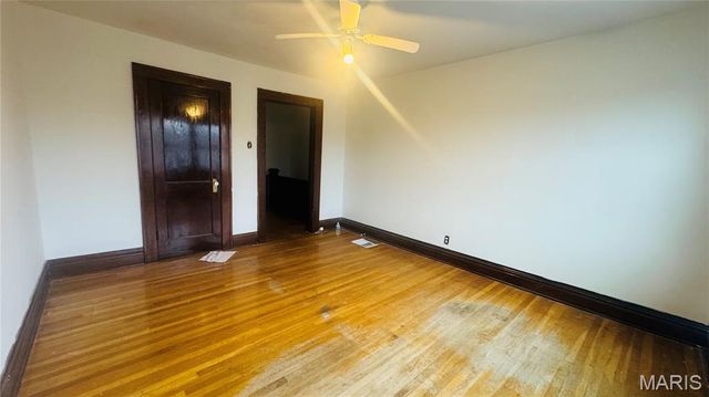 3923 Gravois Avenue, St Louis, MO 63116