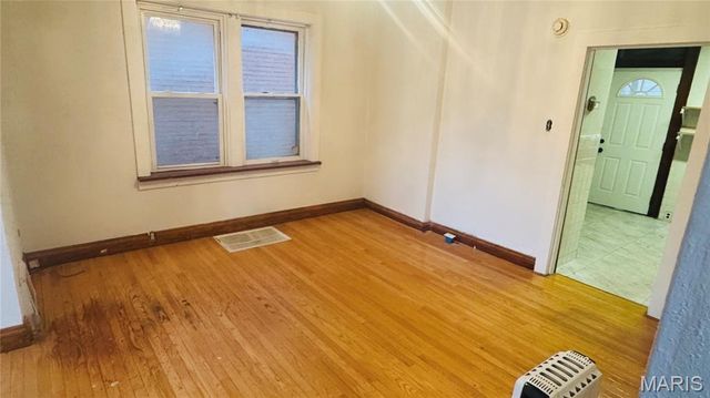 3923 Gravois Avenue, St Louis, MO 63116