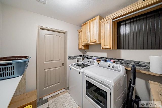 2221 Frontier Drive, Idaho Falls, ID 83406