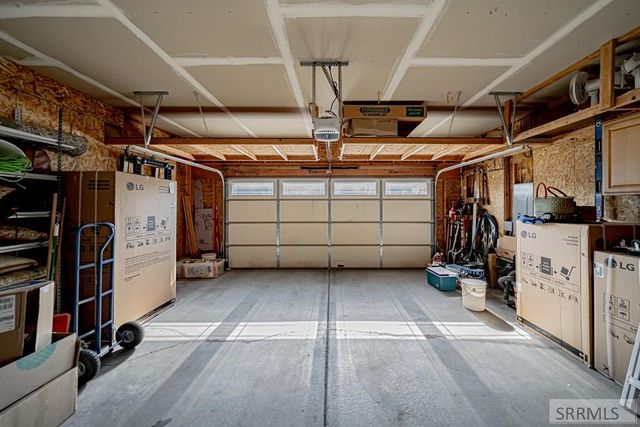 2221 Frontier Drive, Idaho Falls, ID 83406