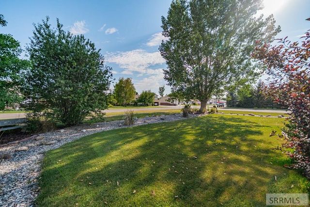 2221 Frontier Drive, Idaho Falls, ID 83406