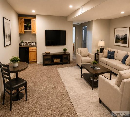 2221 Frontier Drive, Idaho Falls, ID 83406