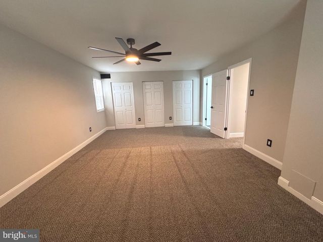 8 FRAMINGHAM RD, Edgewater Park Twp, NJ 08010