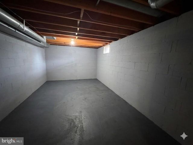 8 FRAMINGHAM RD, Edgewater Park Twp, NJ 08010