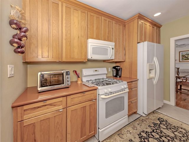 628 GRANADA AVENUE, Venice, FL 34285
