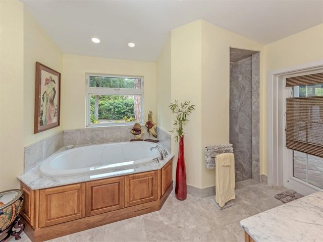 628 GRANADA AVENUE, Venice, FL 34285