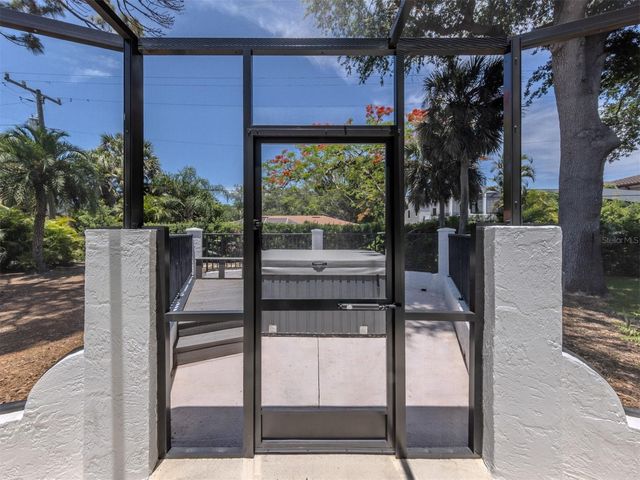 628 GRANADA AVENUE, Venice, FL 34285