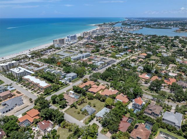 628 GRANADA AVENUE, Venice, FL 34285
