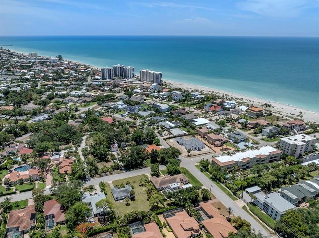 628 GRANADA AVENUE, Venice, FL 34285