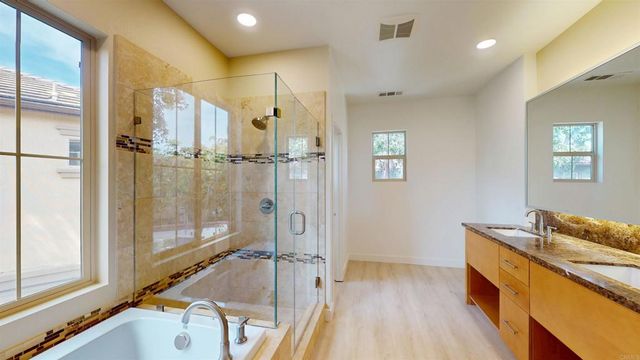 10710 Canyon Grove Trail 31, San Diego, CA 92130